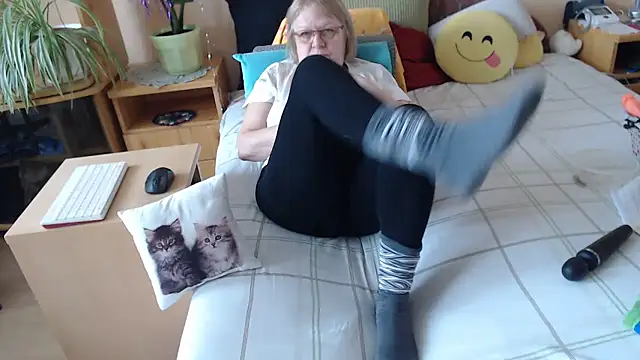 Margaret-milf online show from January 7, 9:56 am