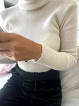 DulceMya6 online show from November 29, 8:13 pm