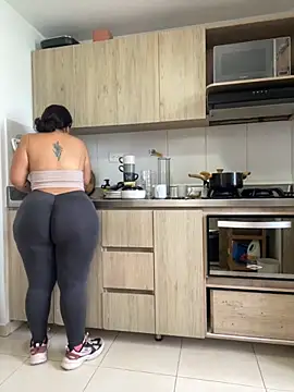 susy angel online show from December 13, 8:37 pm