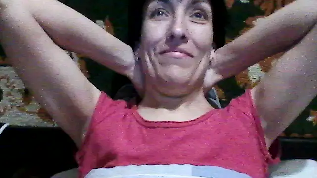 SunnyAmorre online show from April 7, 8:22 pm