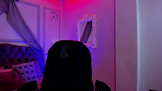 Samantha Brooke online show from November 15, 7:04 pm