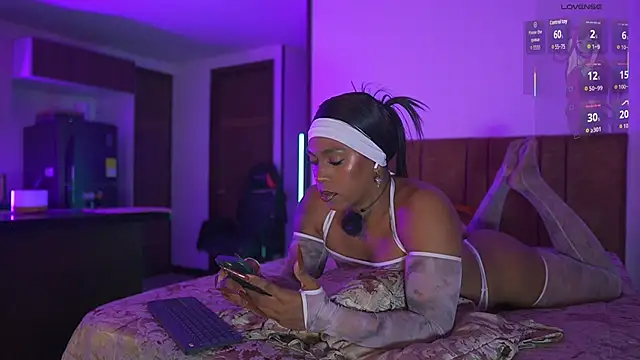 AmberRaus online show from October 29, 1:54 am