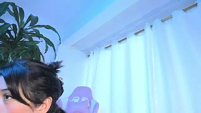 maggie kay online show from March 27, 3:13 pm