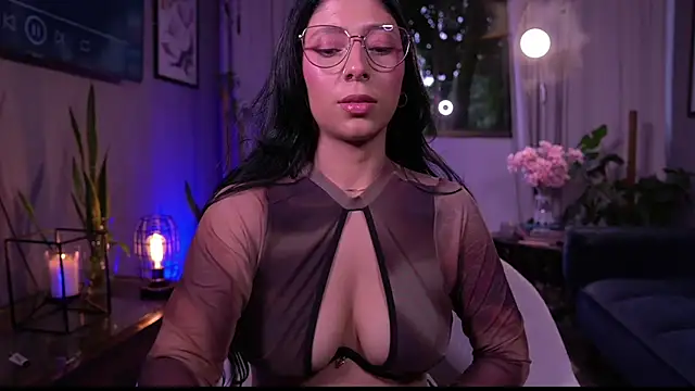 camila3   online show from December 1, 8:55 pm