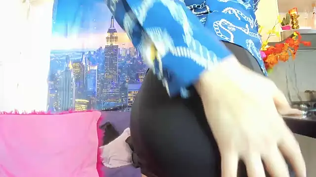 ashleymilf 1 online show from January 19, 2:46 pm