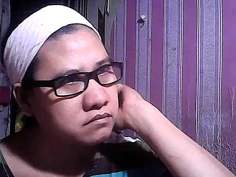 sweetsosie18 online show from September 19, 6:40 pm