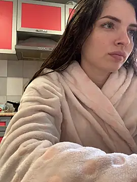 SeducingYoghourt online show from January 16, 1:18 pm