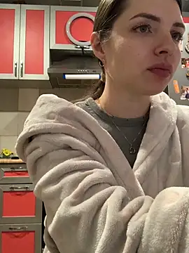 SeducingYoghourt online show from February 25, 5:00 pm