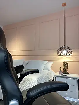 ROSE  15 online show from February 19, 12:05 pm