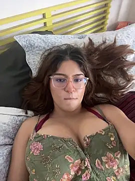 Juliana News online show from February 11, 1:09 am