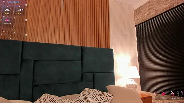 Kareena chopra online show from October 23, 12:44 pm