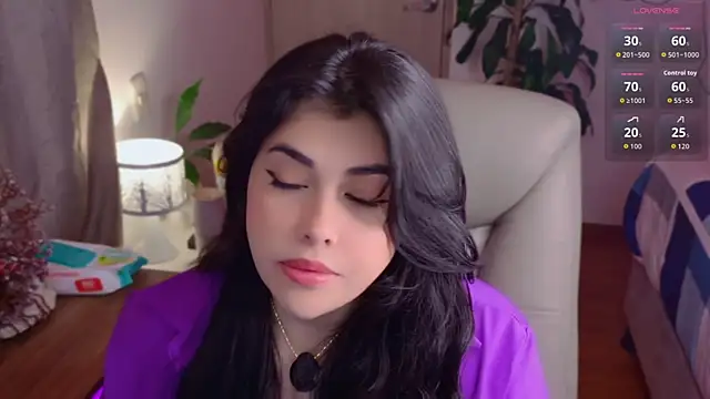Alyaa s online show from May 16, 1:41 am