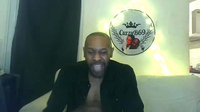 CuzzyB69 online show from April 12, 10:23 pm
