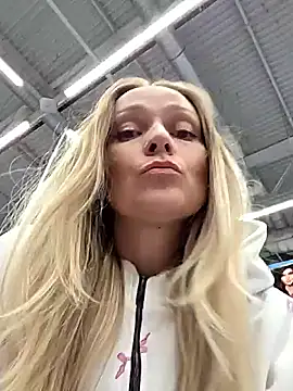 Bondgirl 013 online show from April 2, 5:43 pm