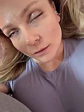 Bondgirl 013 online show from March 29, 3:44 pm