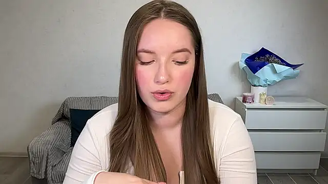 EvaMaddison online show from February 26, 5:23 pm