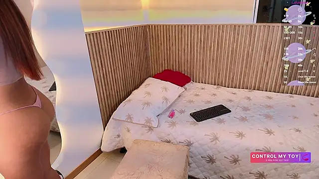  MeganRain online show from April 22, 8:44 am