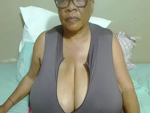 DairyQueen2 online show from January 13, 5:39 pm