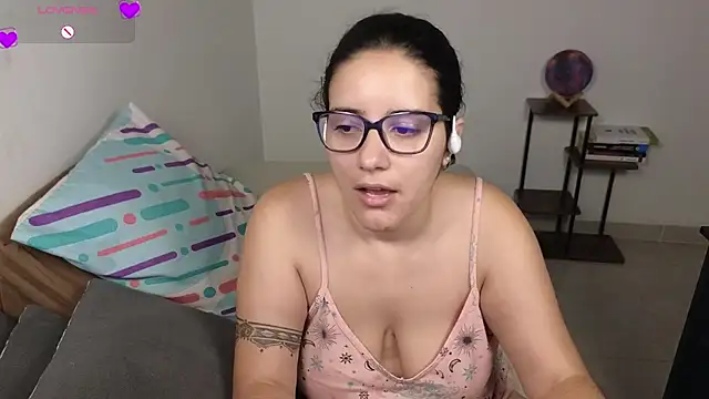 blue  moon  online show from March 7, 2:40 am