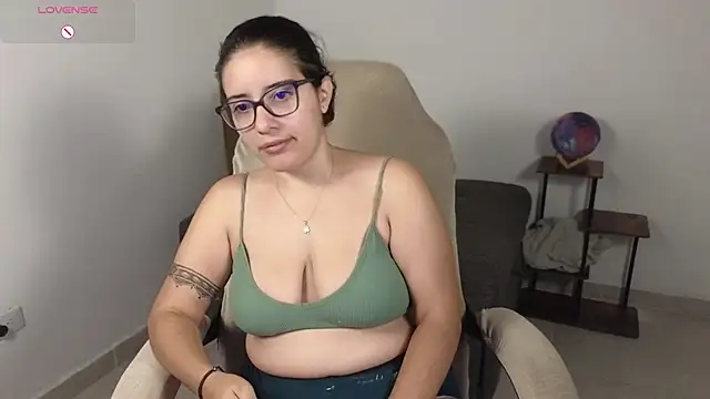 blue  moon  online show from October 25, 4:42 am