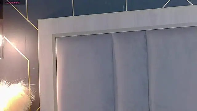 EmyLaveau online show from September 16, 5:37 am