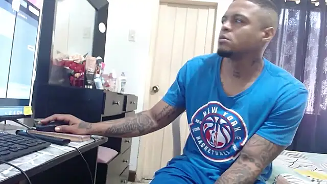 hot and naughty latin online show from October 31, 3:27 pm