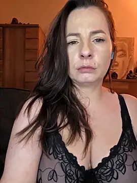 cristalines online show from February 7, 10:02 pm