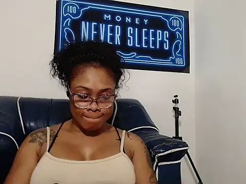 alexiaao9 online show from April 11, 11:36 am