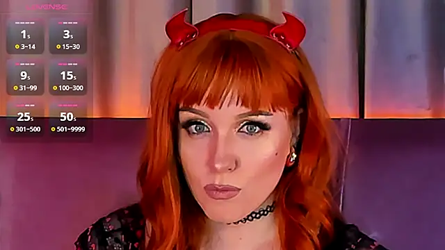 Snapshot of RoseRoxy chatting on October 27, 2:34 pm RoseRoxy online show from October 27, 2:34 pm