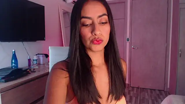 Brown skin11 online show from September 19, 8:41 pm