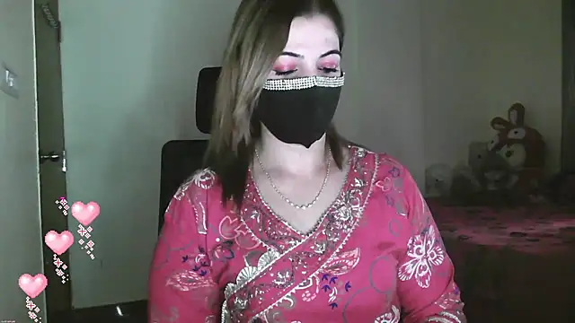 Cute Sonii online show from December 15, 9:25 am