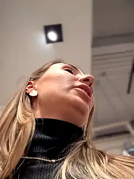 LetsFunKARINA online show from March 22, 8:20 am