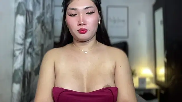 Miss Deliciousness online show from March 25, 3:59 pm