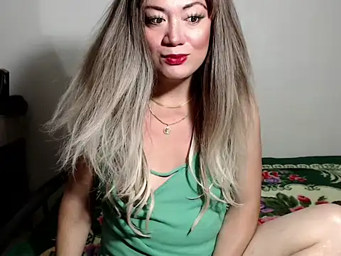 cum2mama online show from April 4, 7:18 am