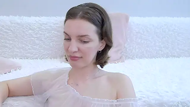 Beauty Alex online show from May 31, 1:33 am
