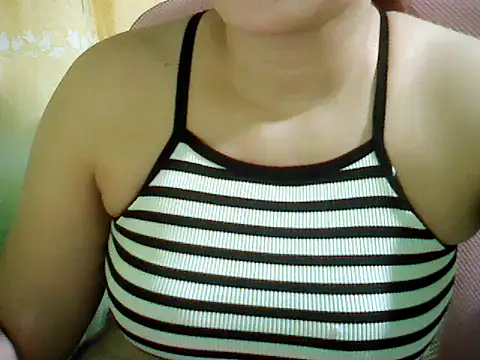 ashlylove25 online show from February 18, 5:12 pm