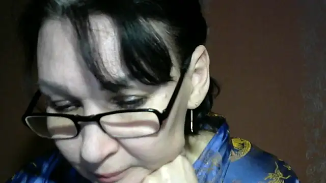 PrettyAndWild online show from February 28, 4:06 pm