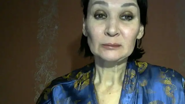 PrettyAndWild online show from April 5, 3:00 pm