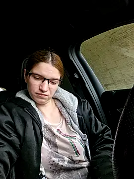 Mercedeswoman8 online show from March 21, 2:33 pm