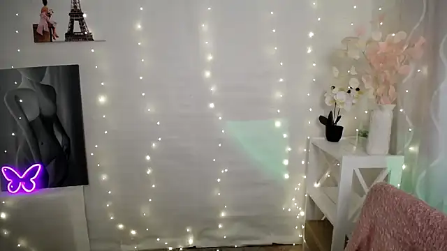 SweetPrincess  online show from March 19, 7:02 am