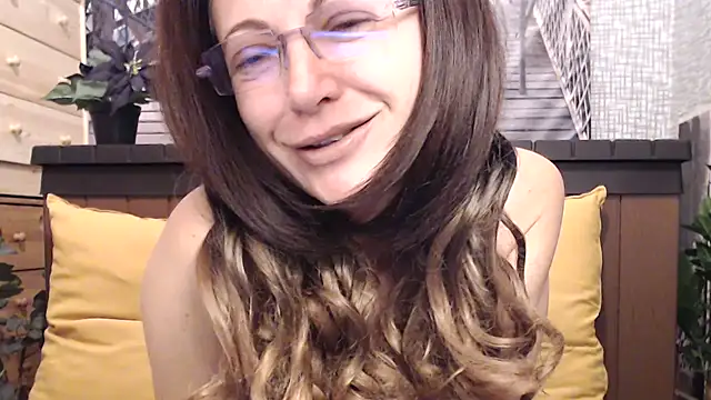 Snapshot of lilianleight chatting on September 21, 8:40 pm lilianleight online show from September 21, 8:40 pm