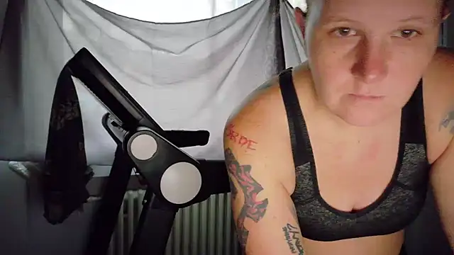 wetgerman 2 online show from November 3, 6:28 am