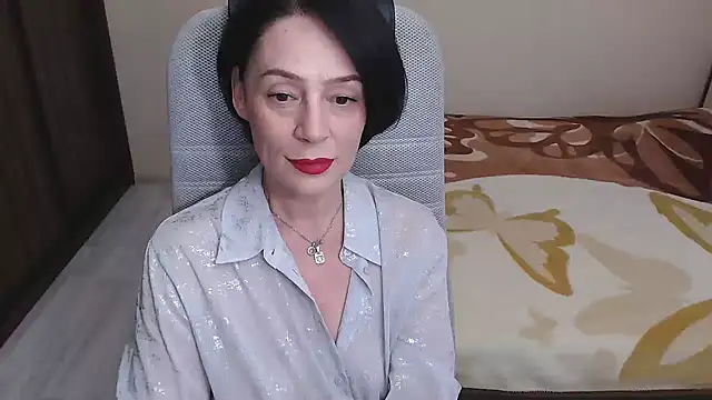 xAlwaysWOWx online show from October 4, 12:00 pm