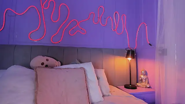 Sofly s online show from January 13, 12:42 pm