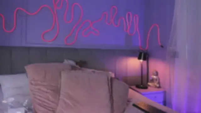 Sofly s online show from December 22, 11:57 am