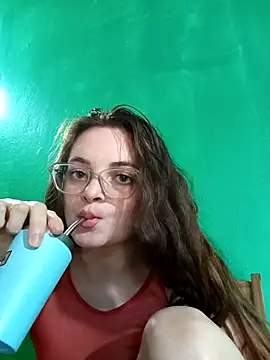 Emmacut online show from November 25, 9:04 pm