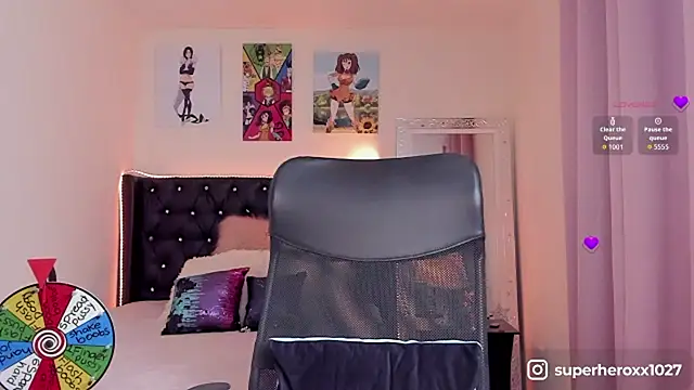 superheroxx online show from June 1, 12:56 am