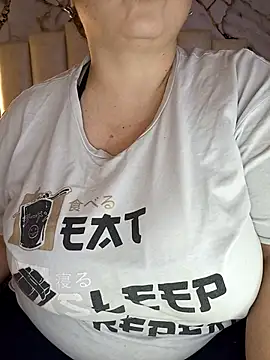 mollieblue69 online show from March 29, 1:32 pm