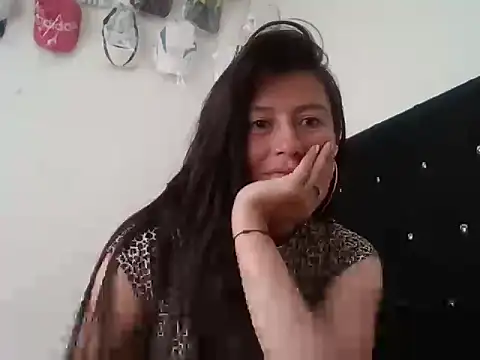 sandyquinnxx online show from December 2, 5:15 pm