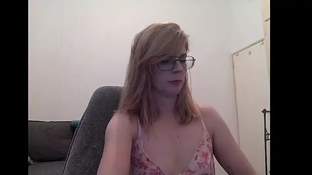 SavannaGirly online show from September 14, 11:19 am